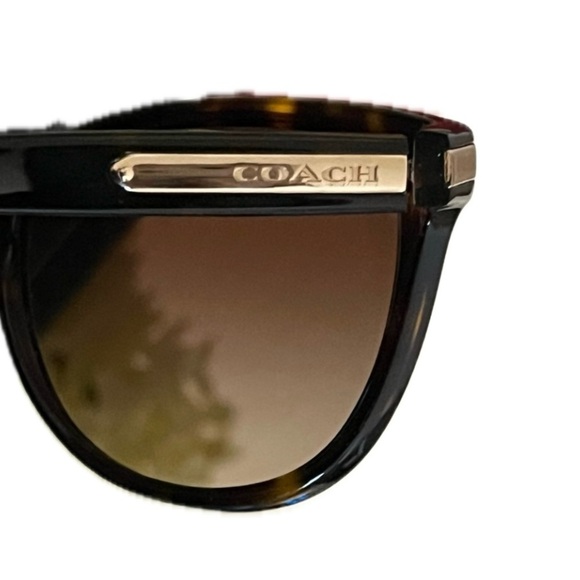 Coach Sunglasses W/ C Signature on Frames, incl. Coach Hardshell Case HC8132 - Picture 16 of 16